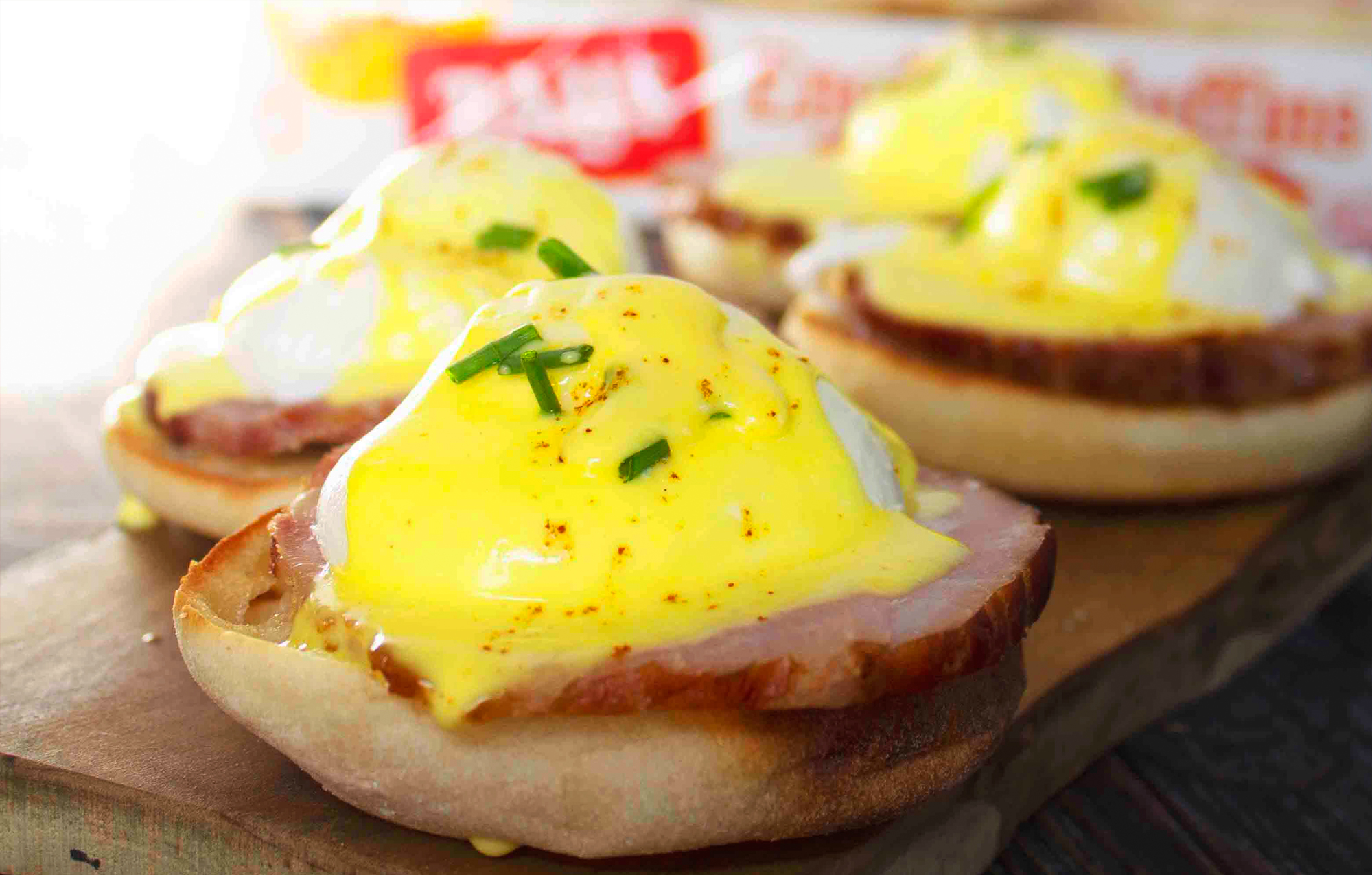 Classic Eggs Benedict Bays English Muffins